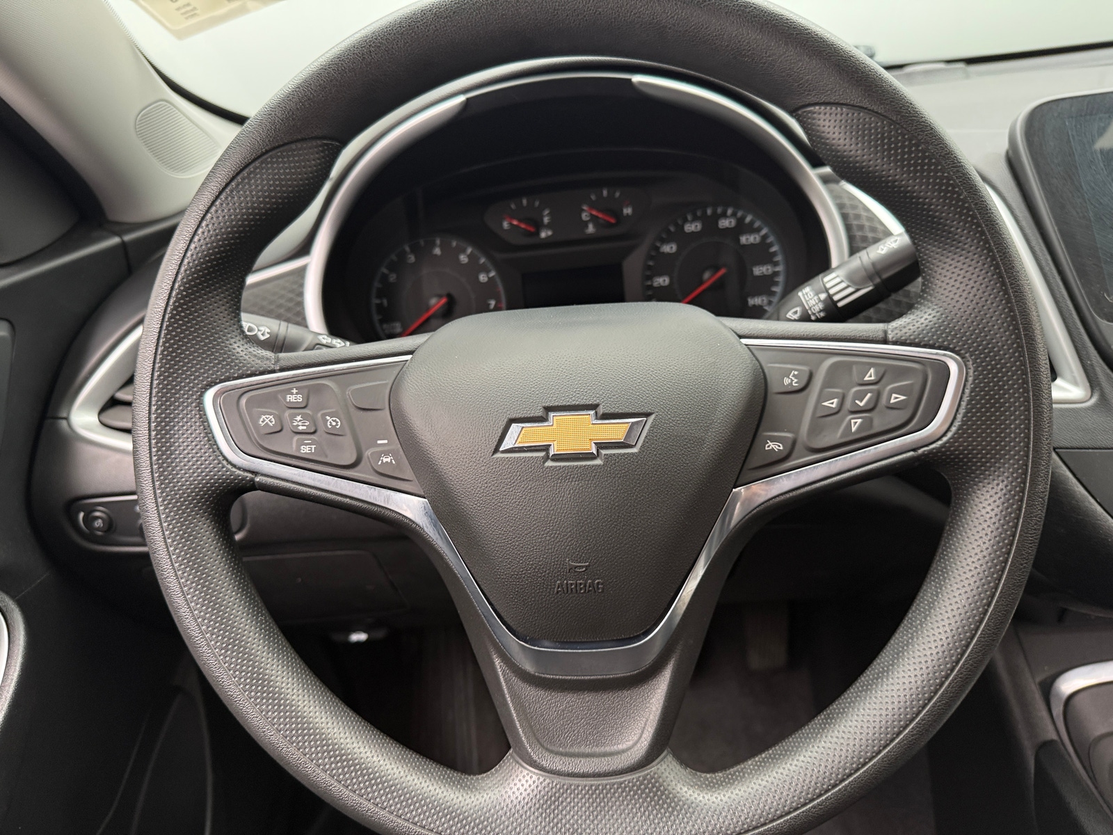 Thumbnail: 2024 Chevrolet Malibu - 5