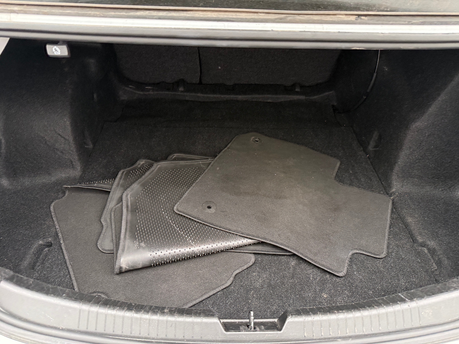 Thumbnail: 2024 Chevrolet Malibu - 7