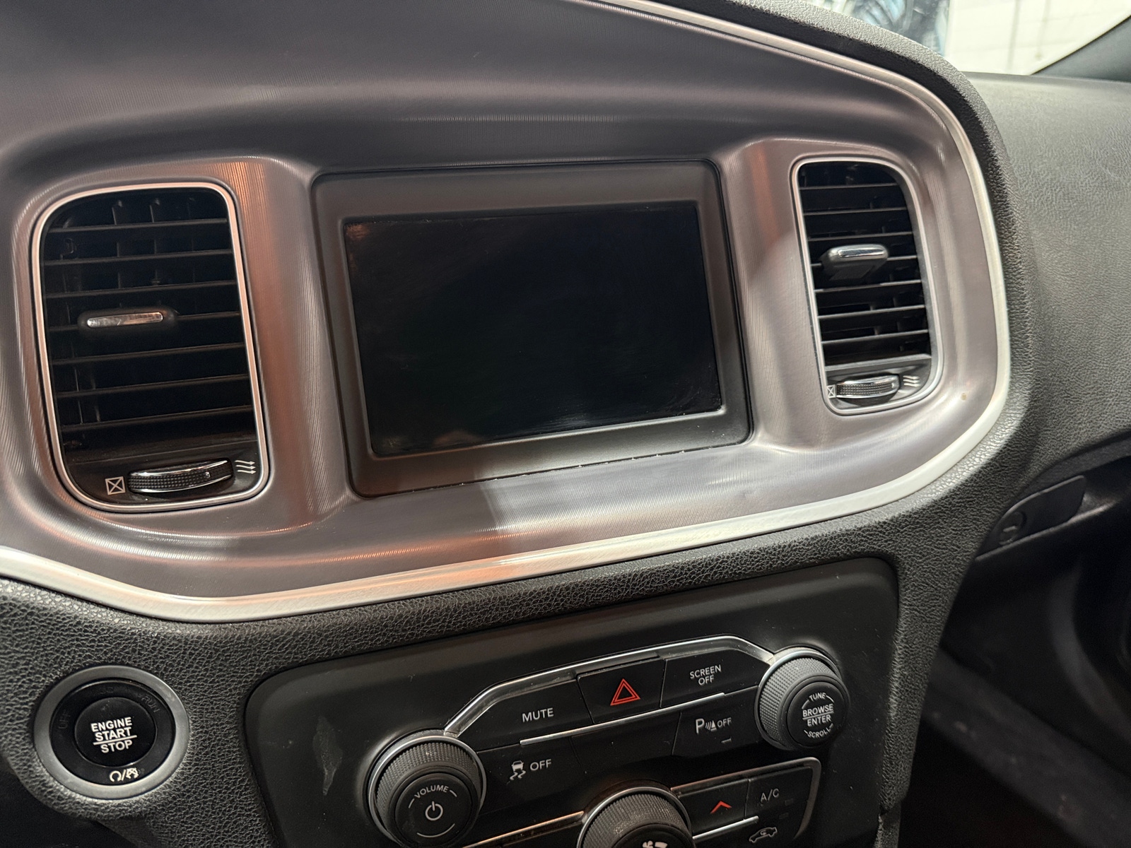 Thumbnail: 2022 Dodge Charger - 4