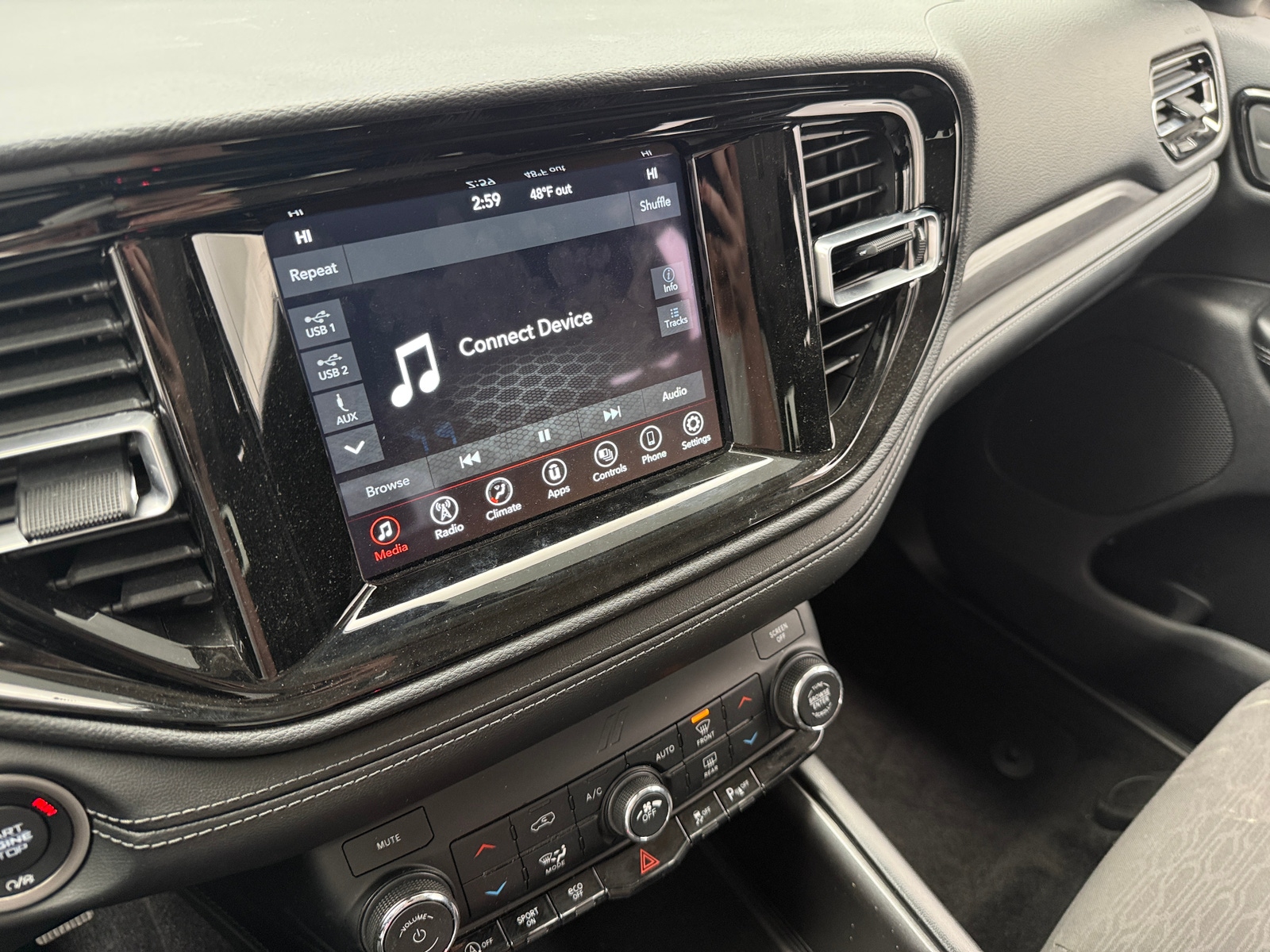 Thumbnail: 2022 Dodge Durango - 4