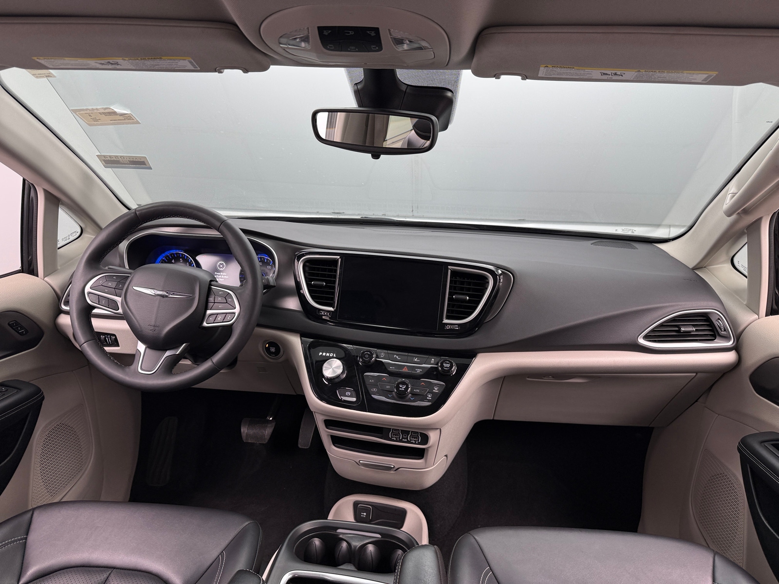 Thumbnail: 2024 Chrysler Pacifica - 2