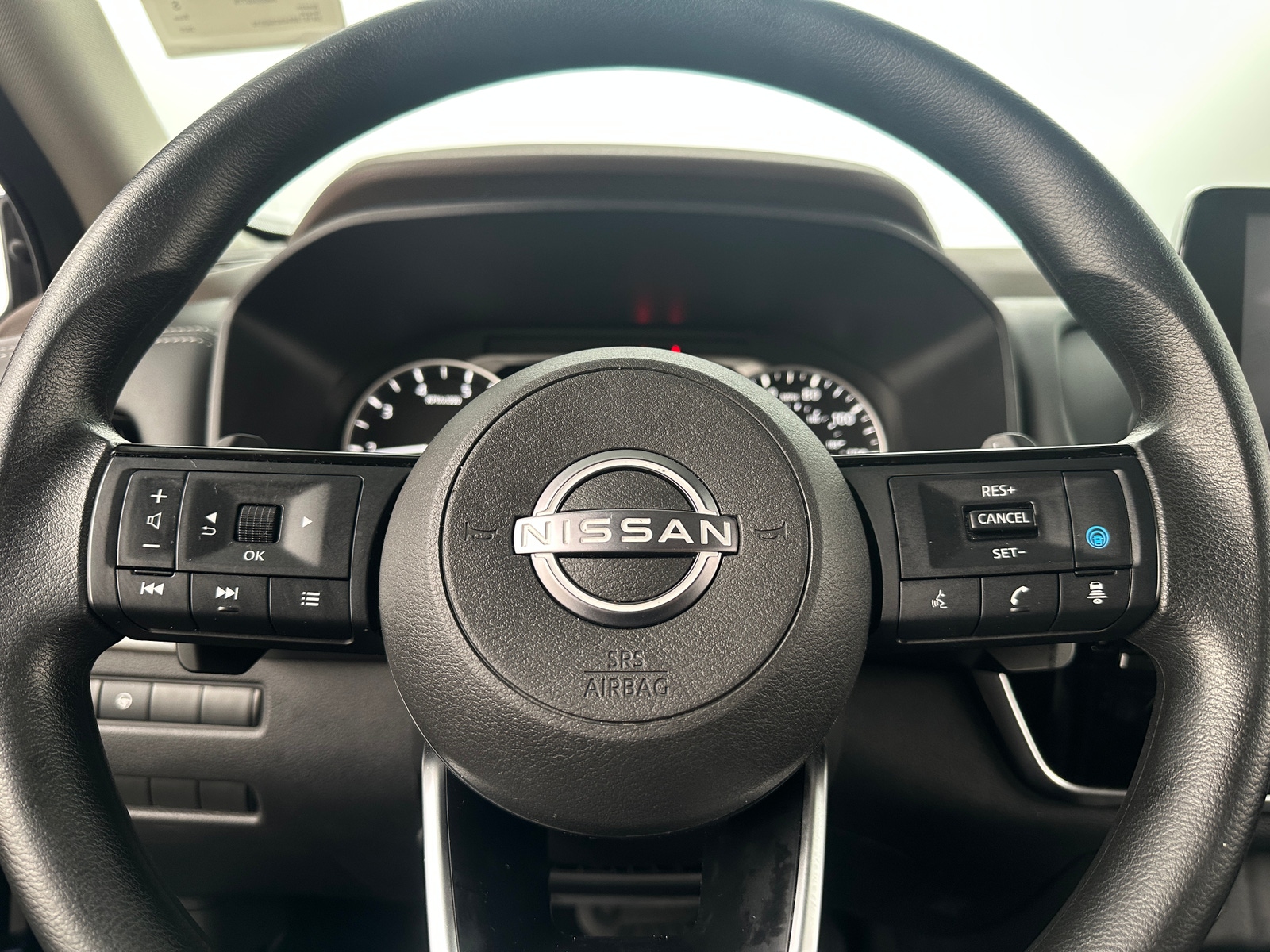 Thumbnail: 2022 Nissan Rogue - 5