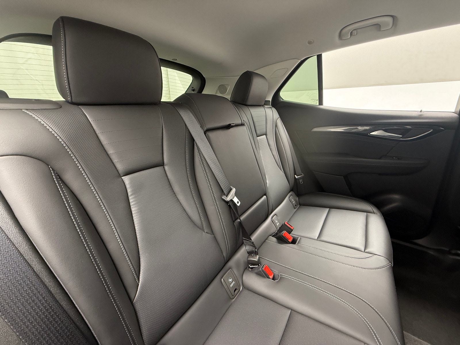 Thumbnail: 2025 Buick Envision - 5