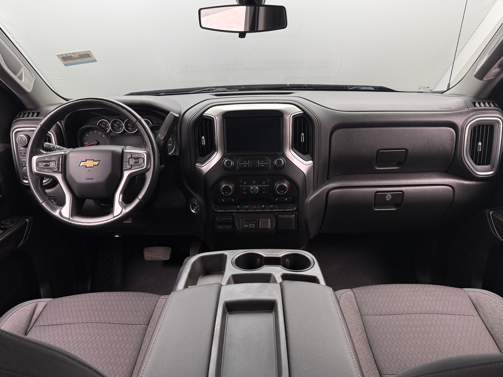 Thumbnail: 2019 Chevrolet Silverado 1500 - 3