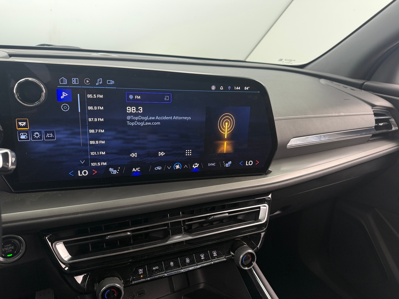 Thumbnail: 2024 Chevrolet Traverse - 4