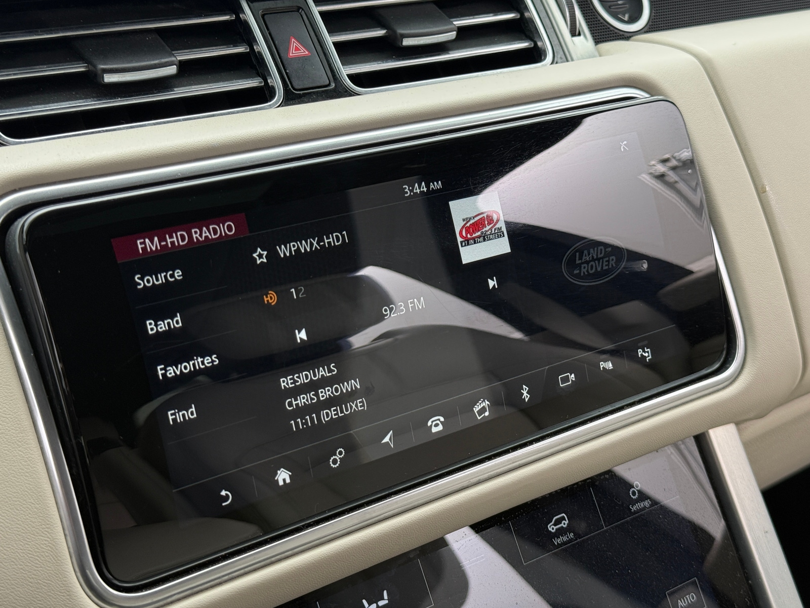 Thumbnail: 2021 Land Rover Range Rover - 3