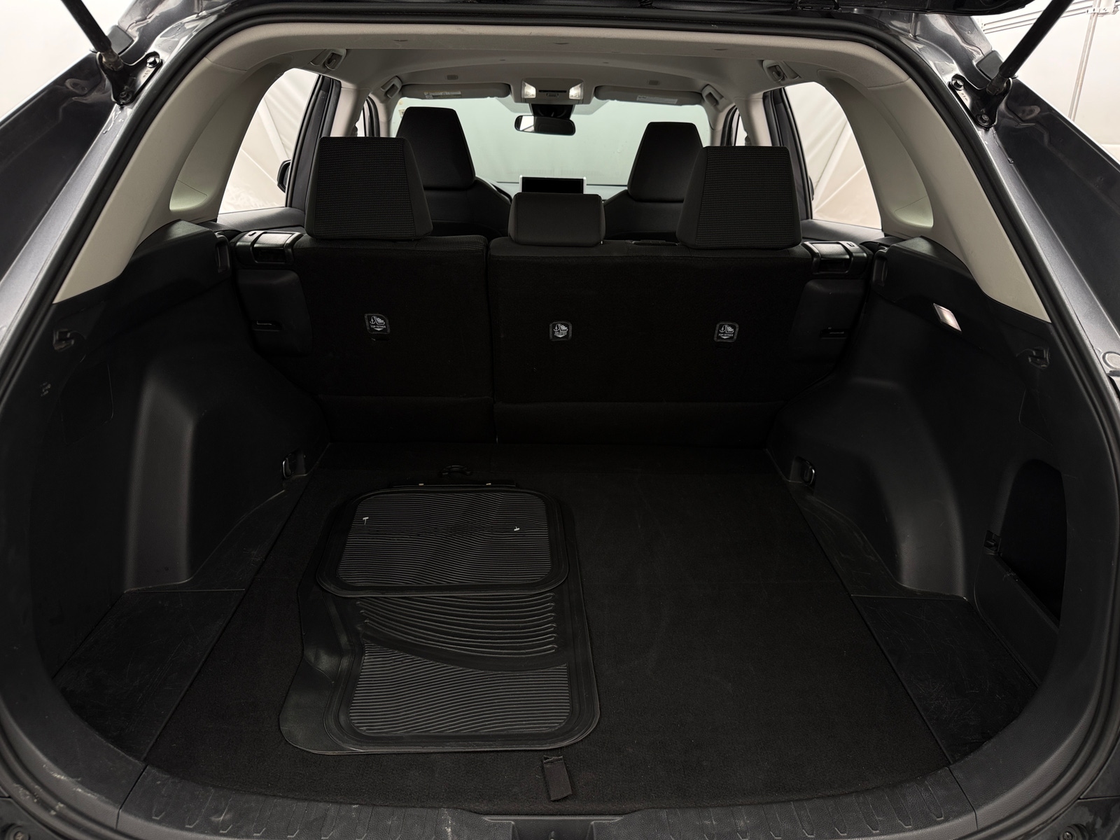 Thumbnail: 2024 Toyota RAV4 - 7