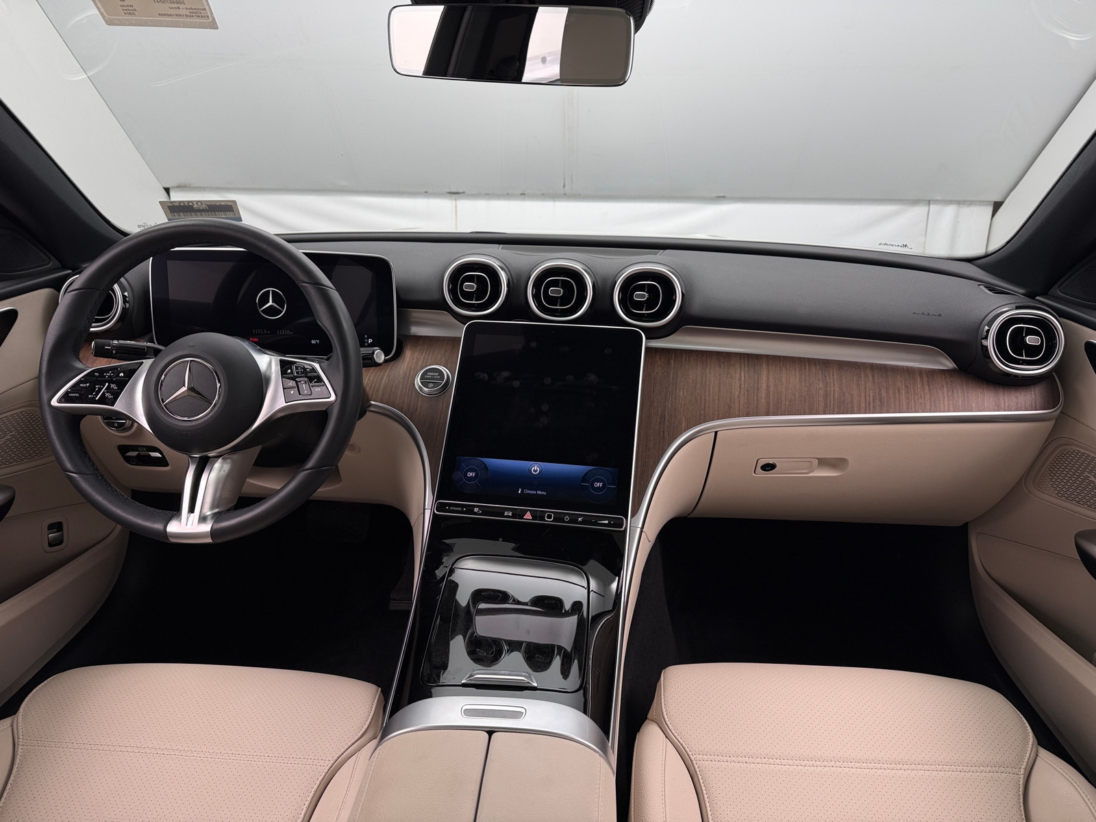 Thumbnail: 2024 Mercedes-Benz C-Class - 2