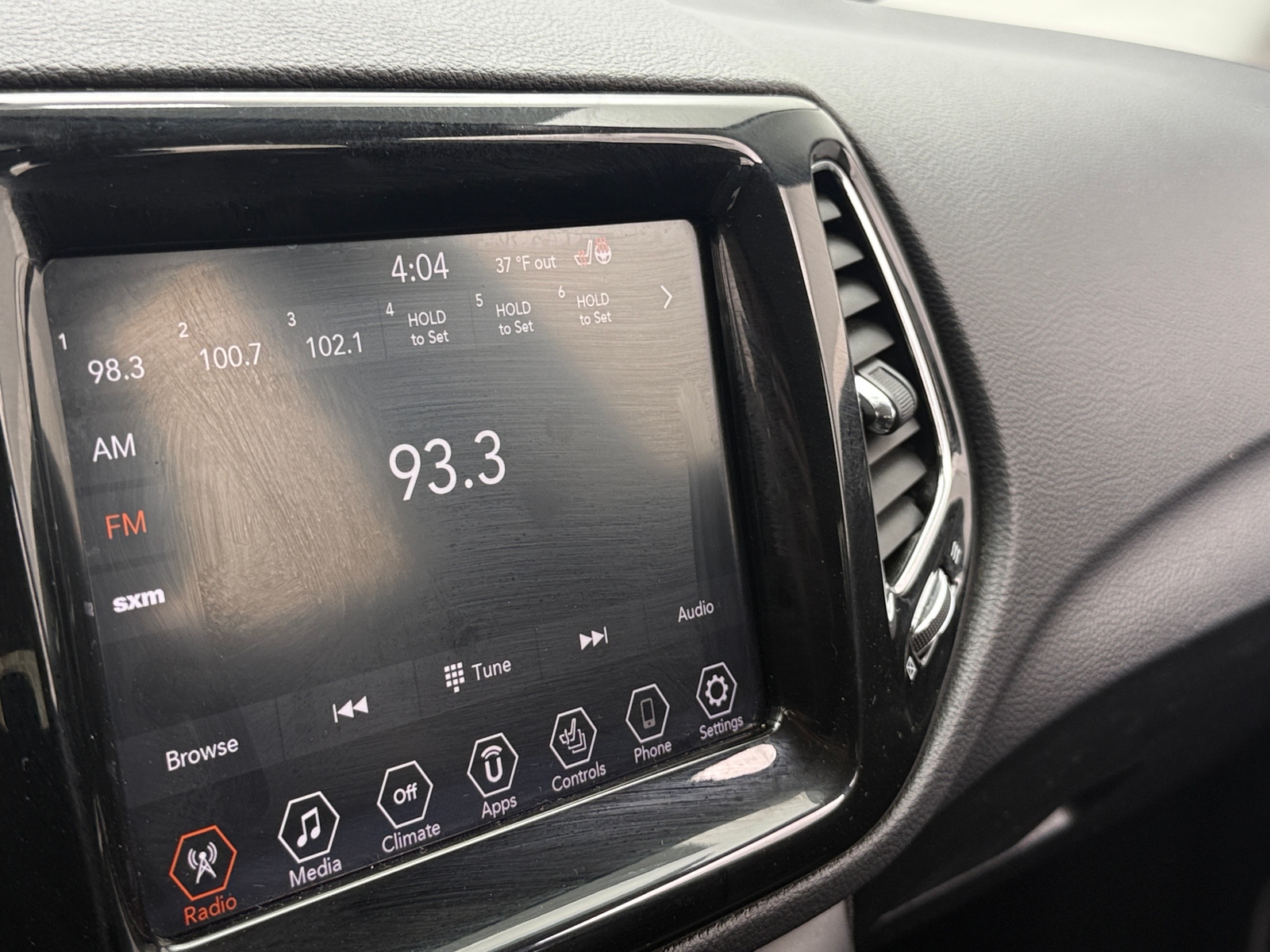 Thumbnail: 2020 Jeep Compass - 3