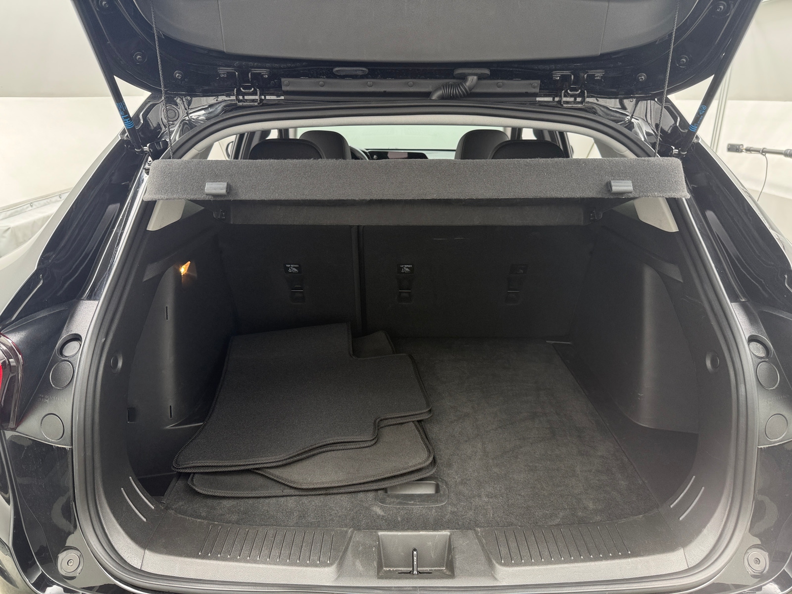 Thumbnail: 2025 Chevrolet Trax - 7