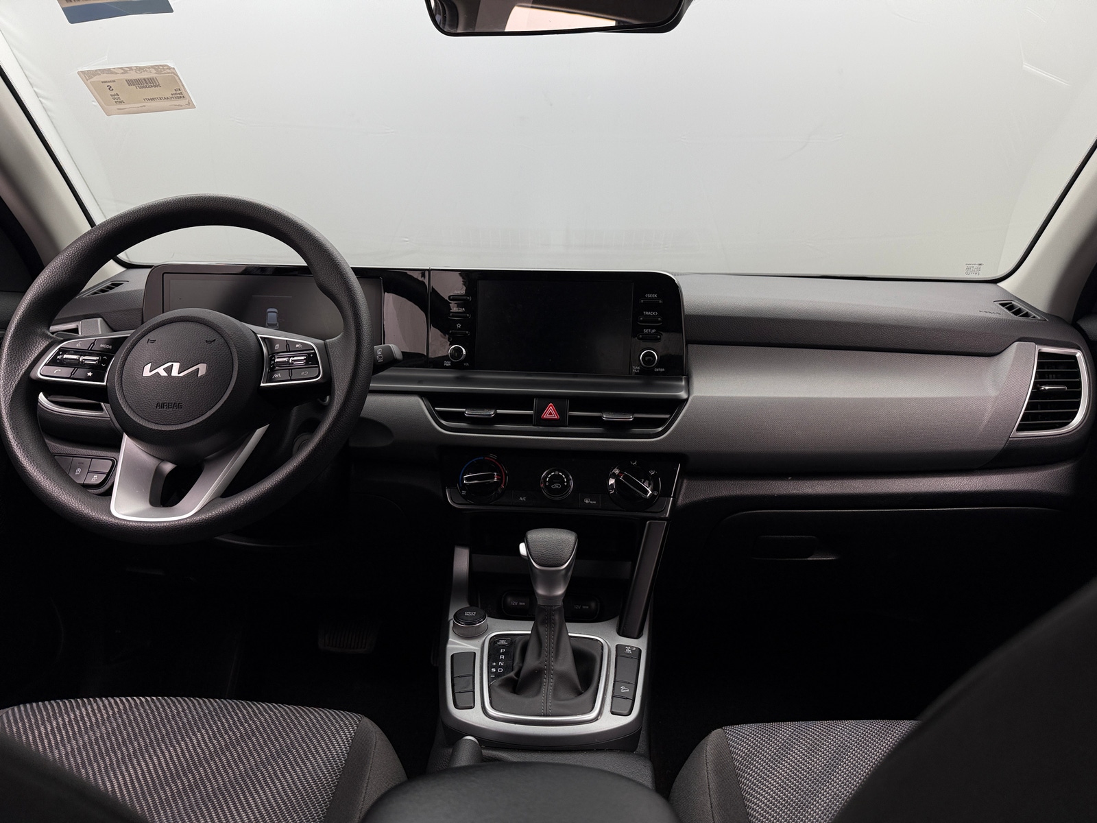 Thumbnail: 2025 Kia Seltos - 3