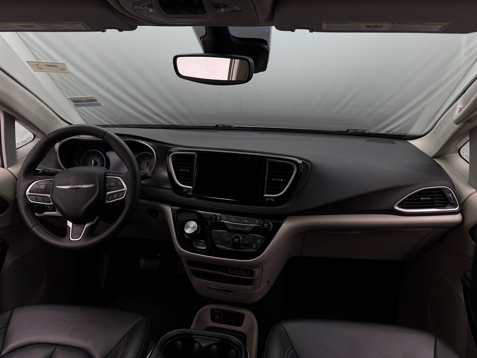 Thumbnail: 2024 Chrysler Pacifica - 2