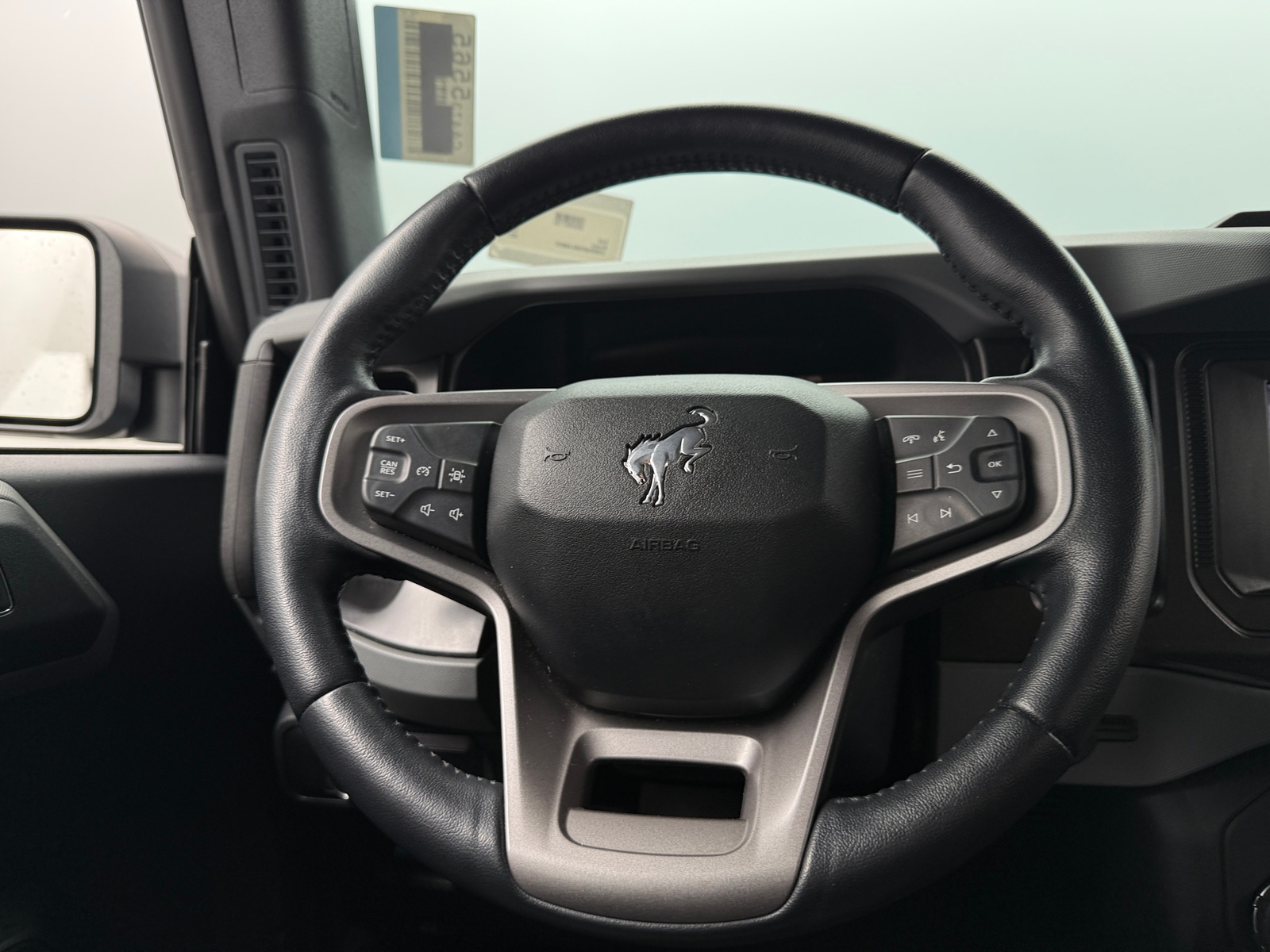 Thumbnail: 2021 Ford Bronco - 5