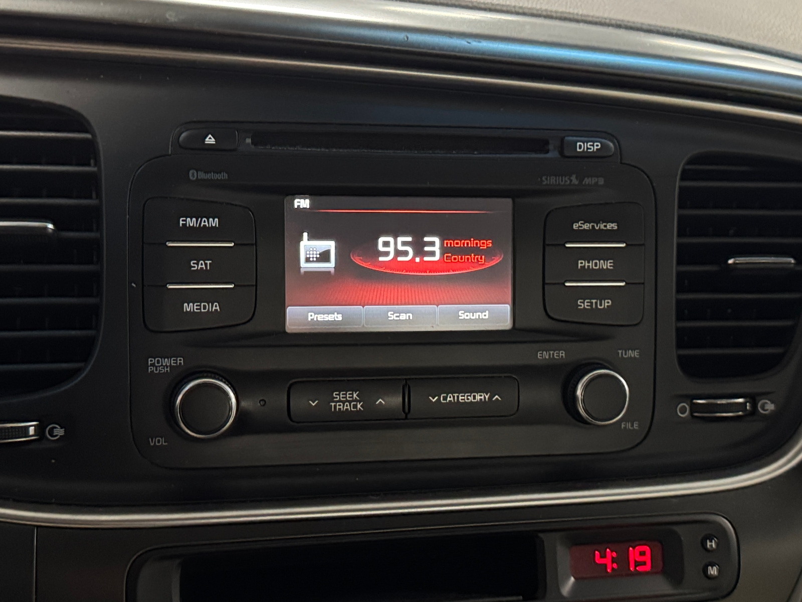 Thumbnail: 2014 Kia Optima - 4