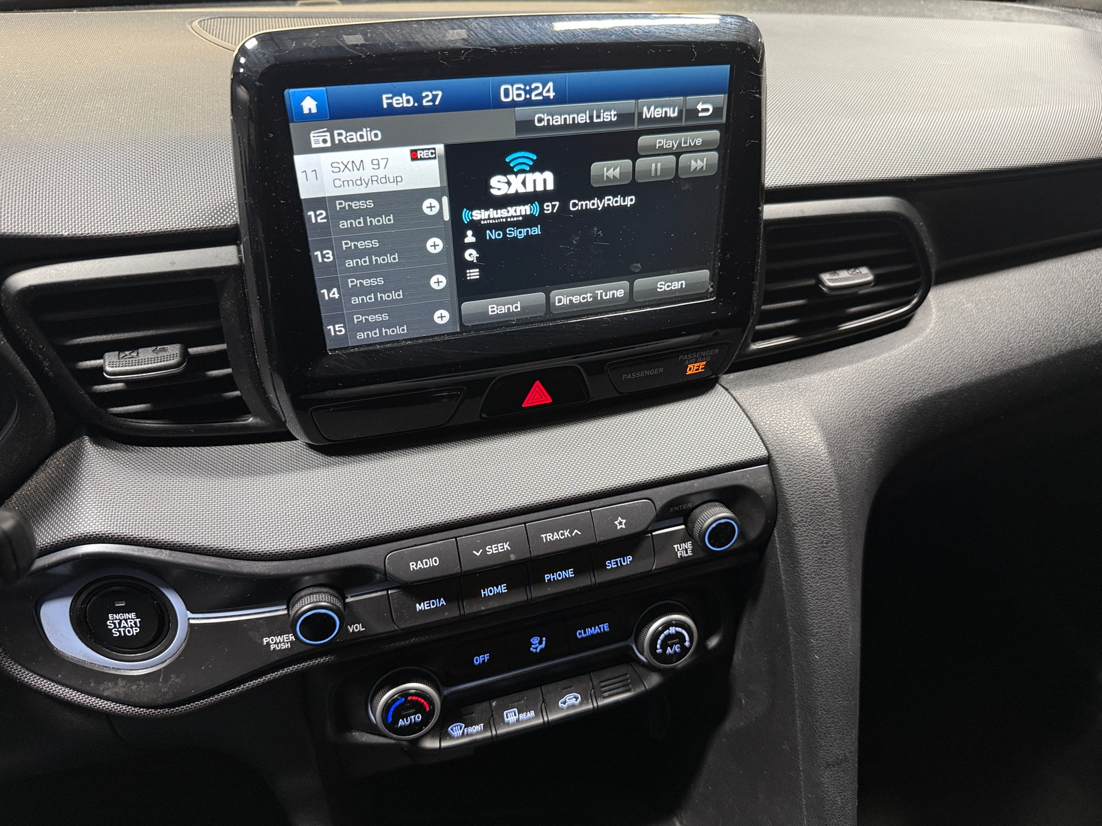 Thumbnail: 2020 Hyundai Veloster - 4