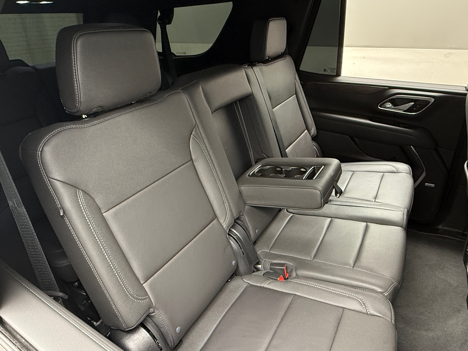 Thumbnail: 2023 Chevrolet Tahoe - 5