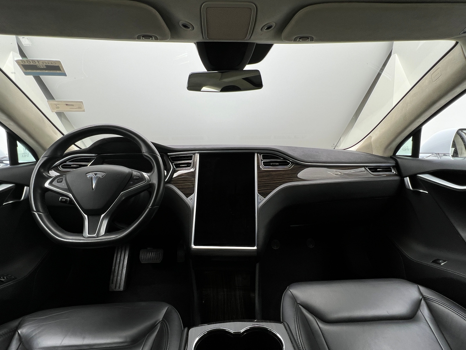 Thumbnail: 2015 Tesla Model S - 2