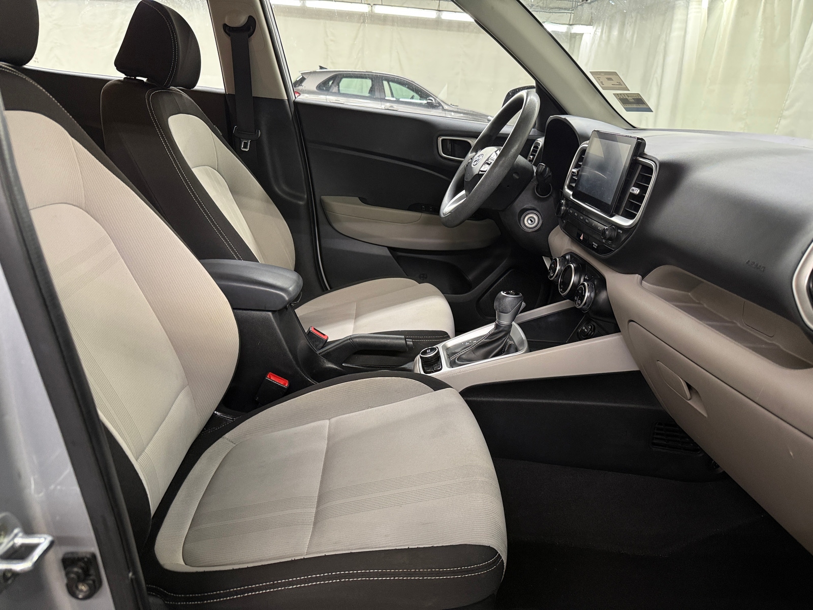 Thumbnail: 2020 Hyundai Venue - 2