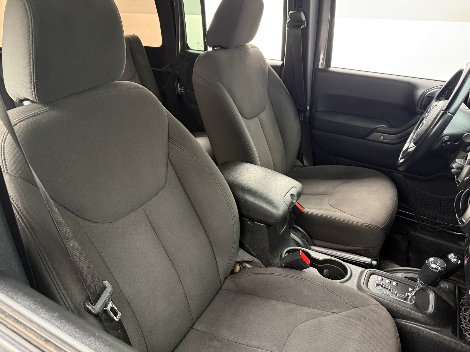 Thumbnail: 2016 Jeep Wrangler - 2