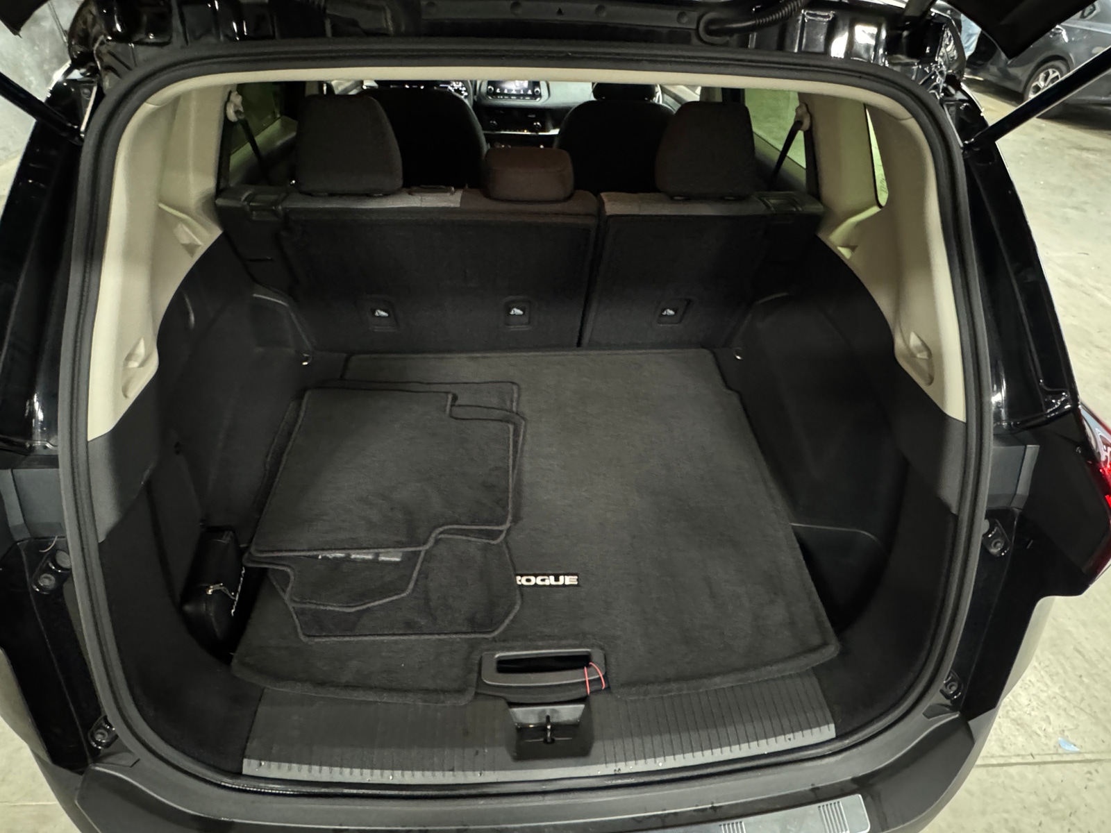 Thumbnail: 2023 Nissan Rogue - 7