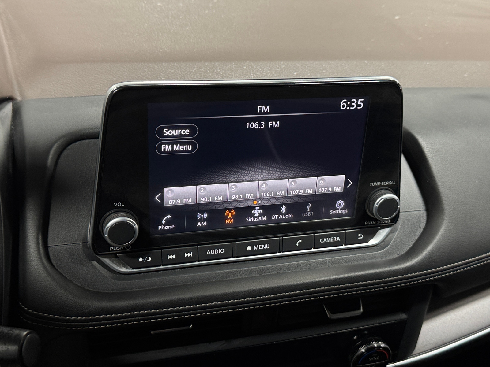 Thumbnail: 2023 Nissan Rogue - 4