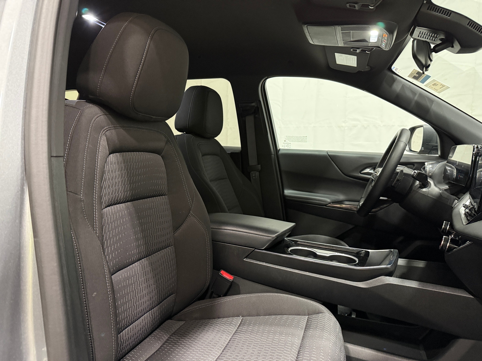 Thumbnail: 2025 Chevrolet Equinox - 2