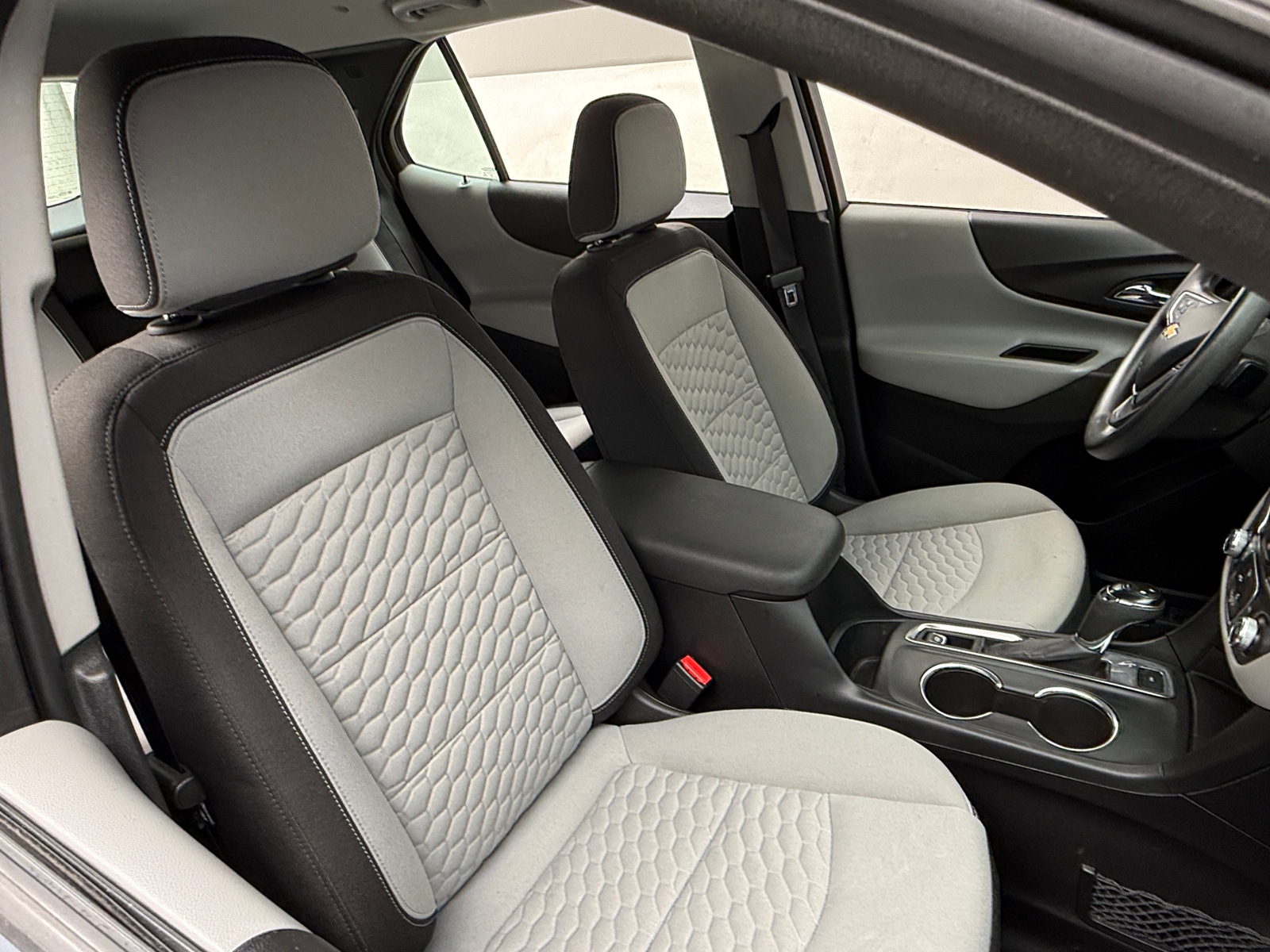 Thumbnail: 2018 Chevrolet Equinox - 2