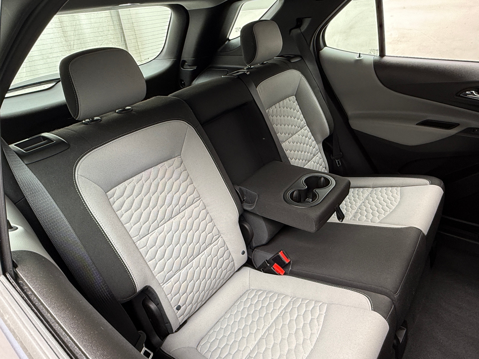 Thumbnail: 2018 Chevrolet Equinox - 6