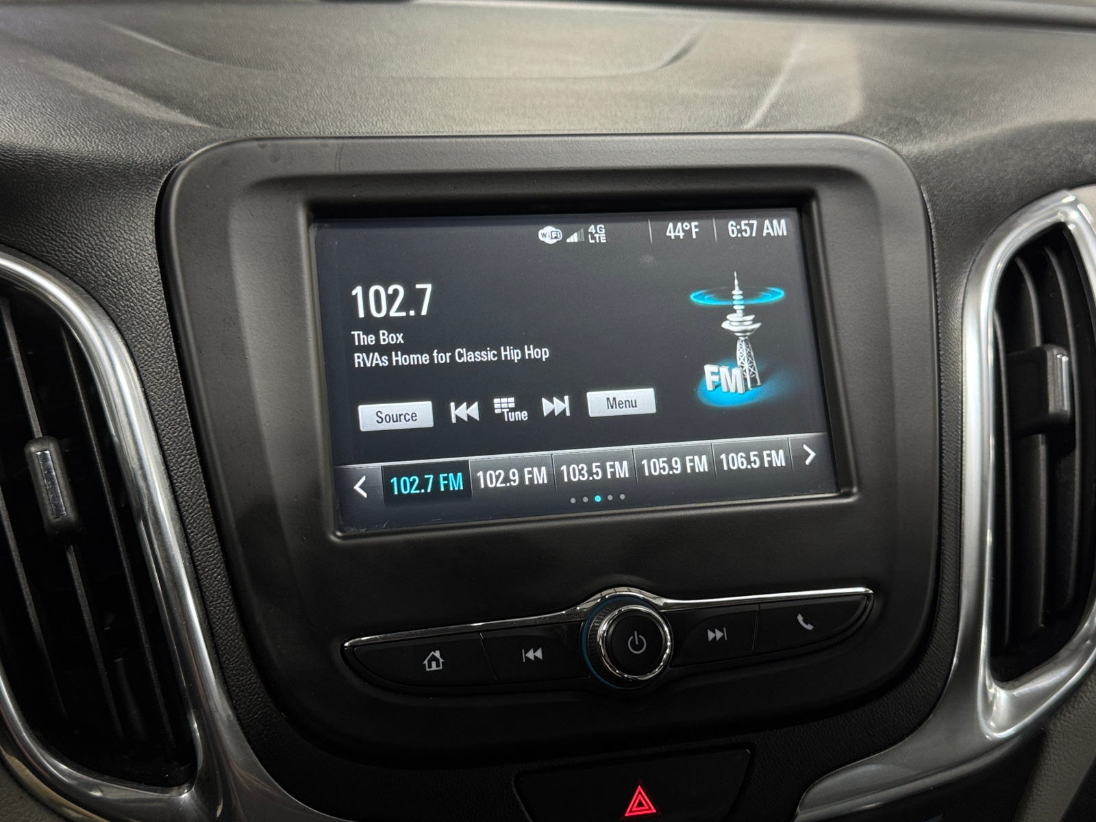 Thumbnail: 2018 Chevrolet Equinox - 4