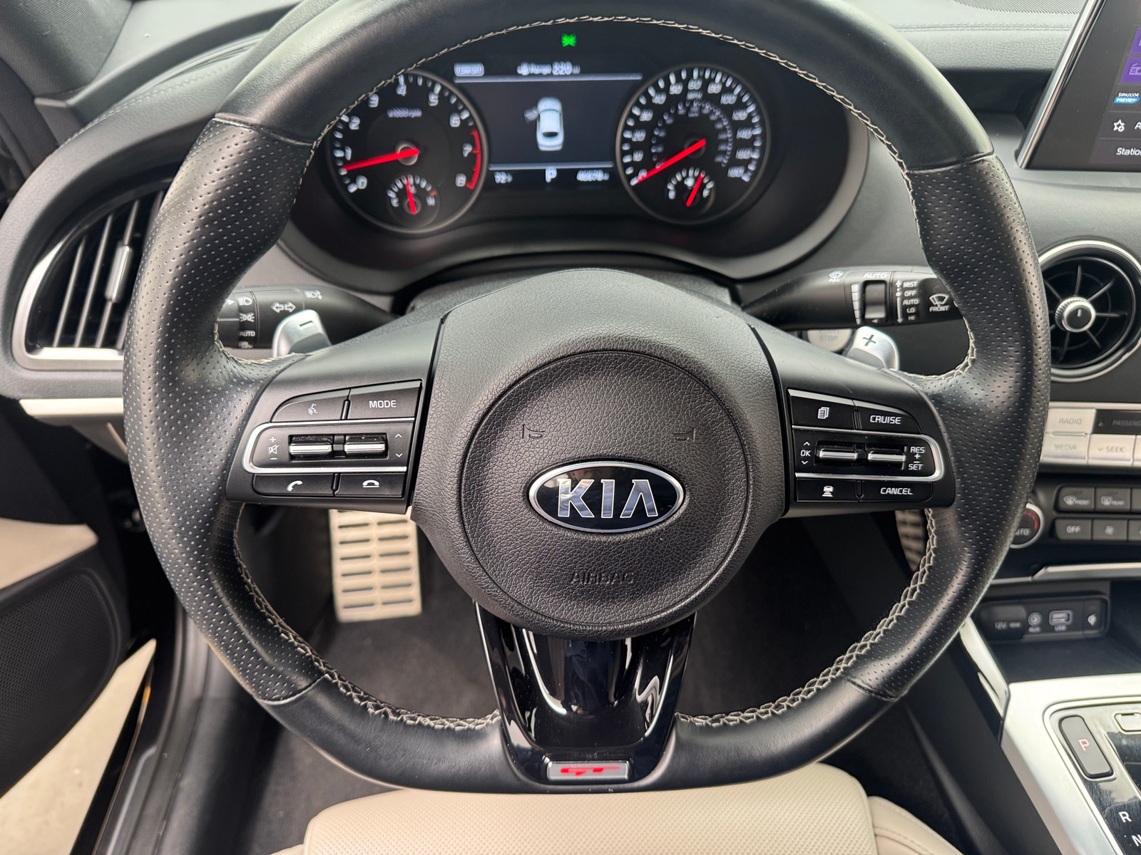 Thumbnail: 2019 Kia Stinger - 4