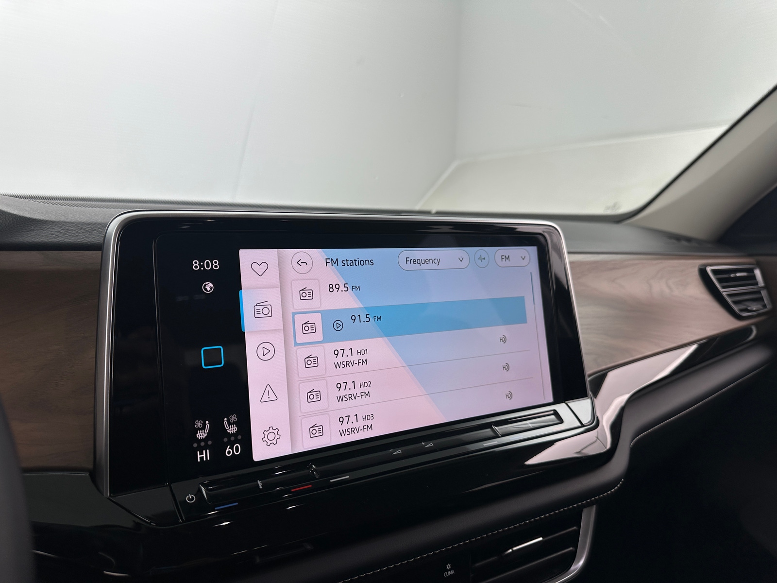 Thumbnail: 2025 Volkswagen Atlas - 3