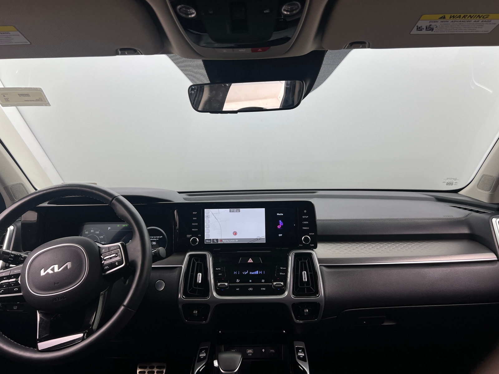 Thumbnail: 2023 Kia Sorento - 2