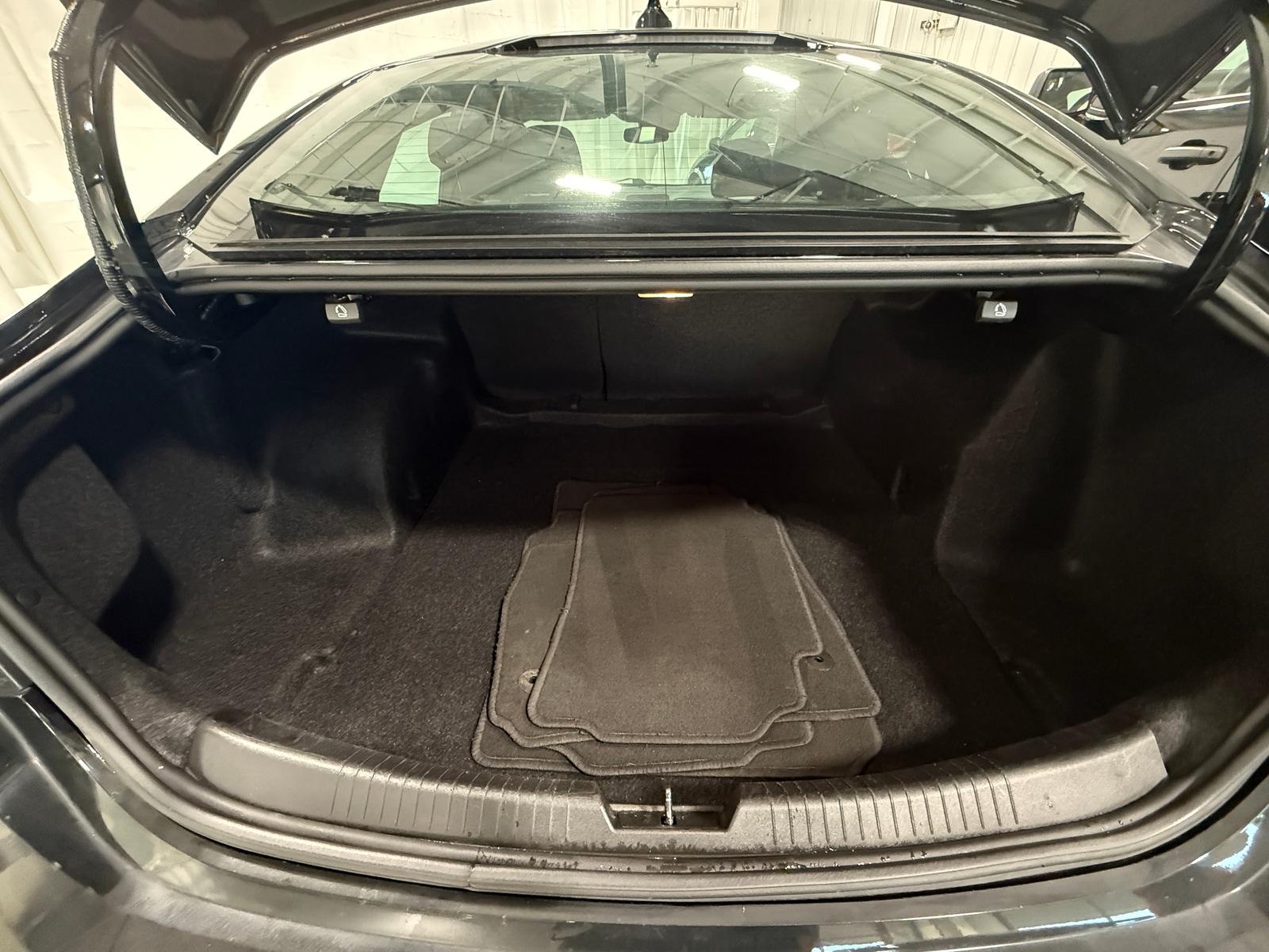 Thumbnail: 2024 Chevrolet Malibu - 7