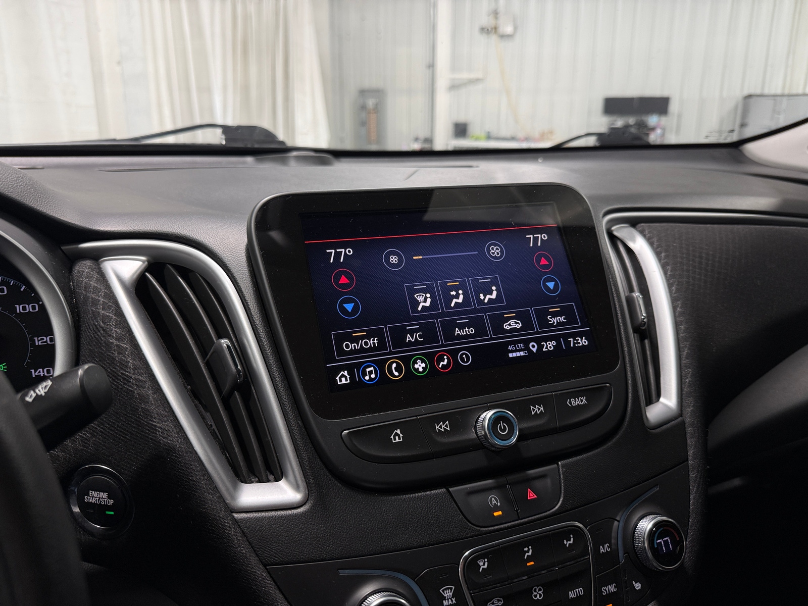 Thumbnail: 2024 Chevrolet Malibu - 4