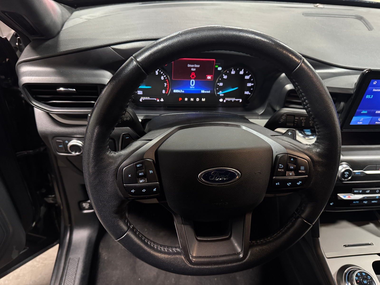 Thumbnail: 2020 Ford Explorer - 5