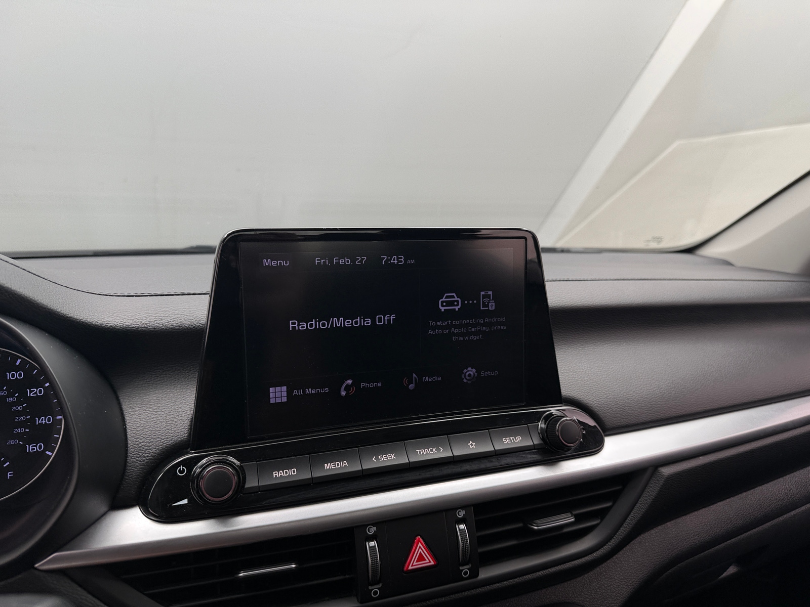 Thumbnail: 2024 Kia Forte - 4