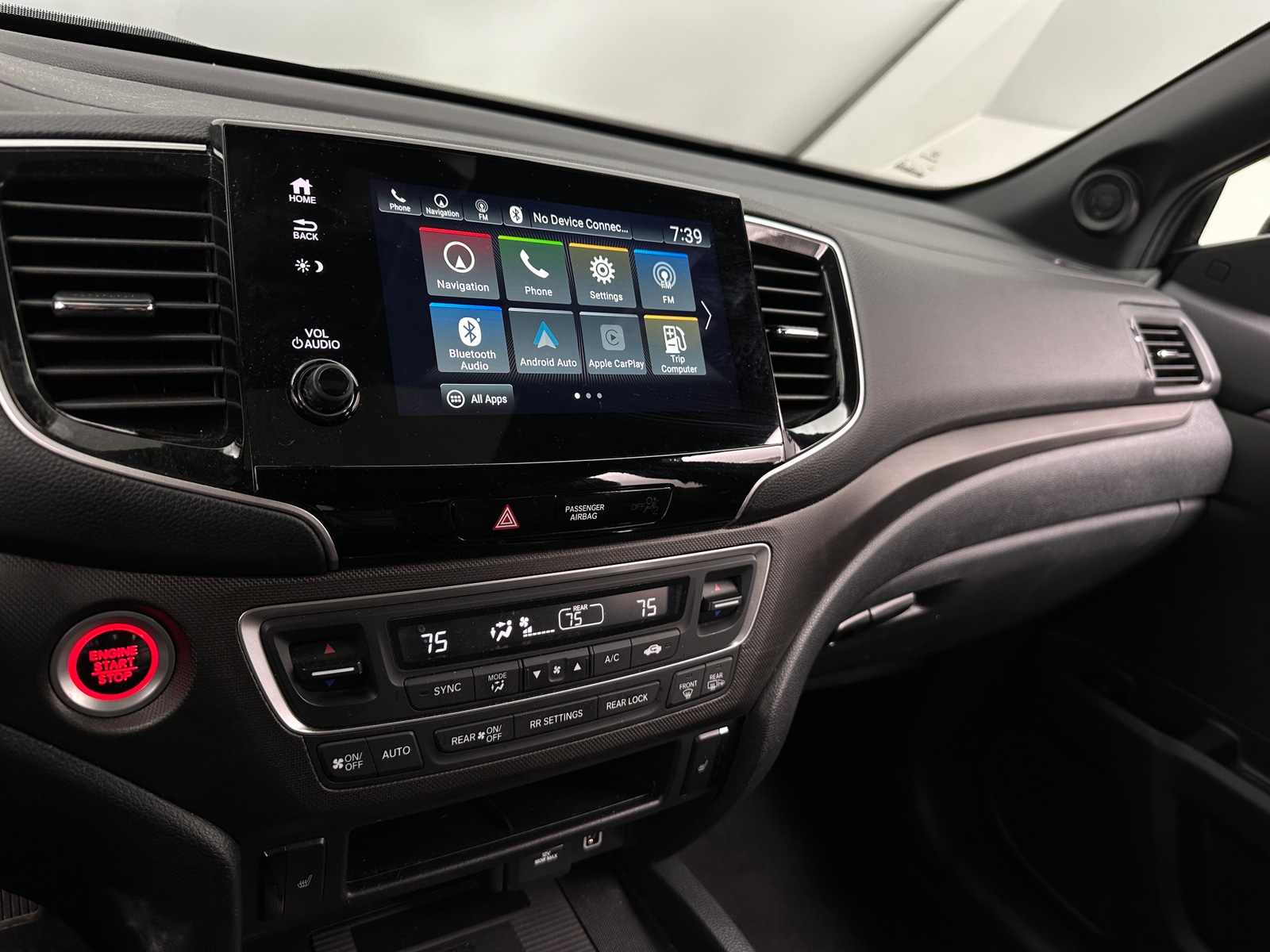 Thumbnail: 2022 Honda Pilot - 3