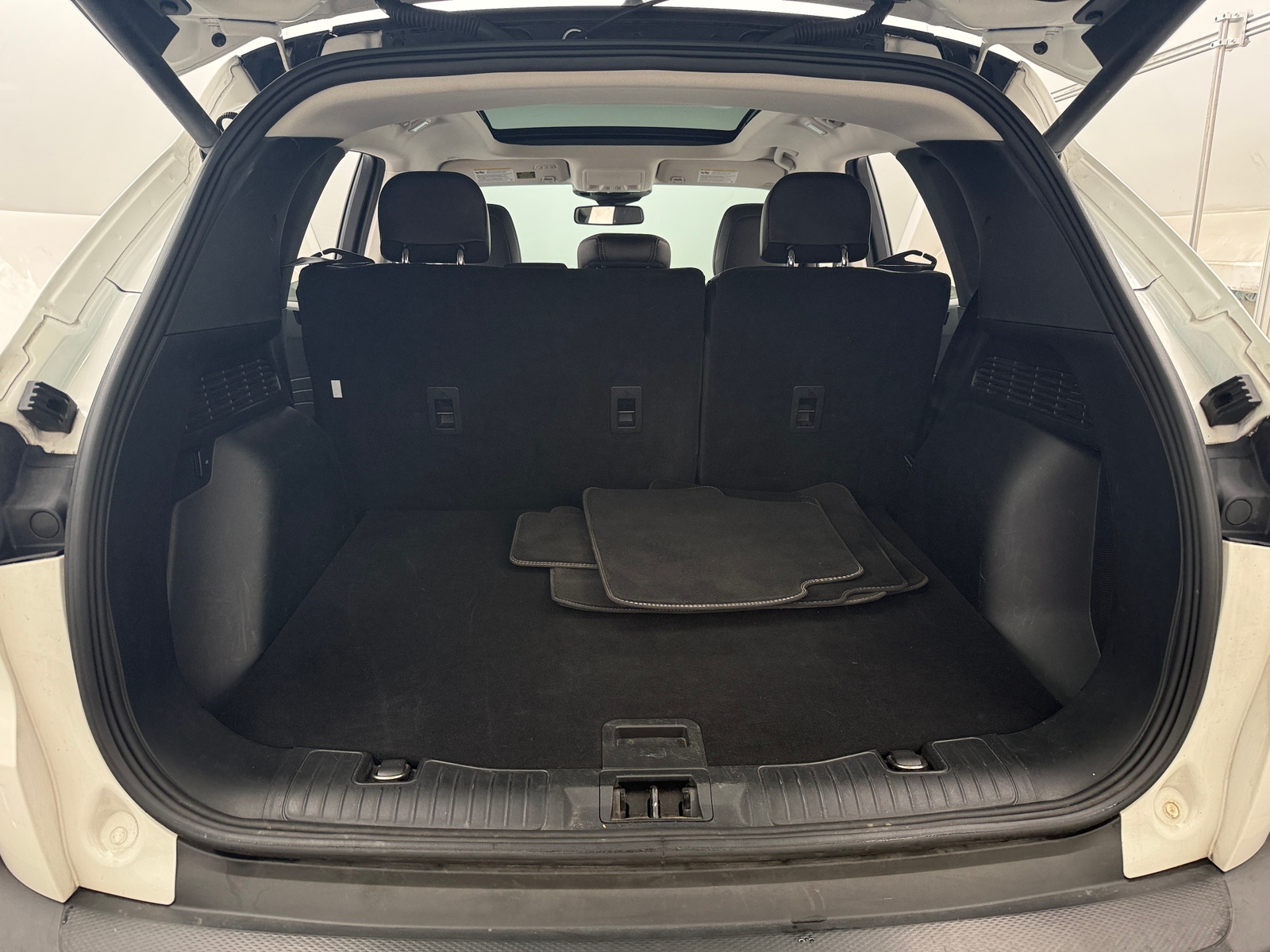 Thumbnail: 2021 Ford Escape - 6