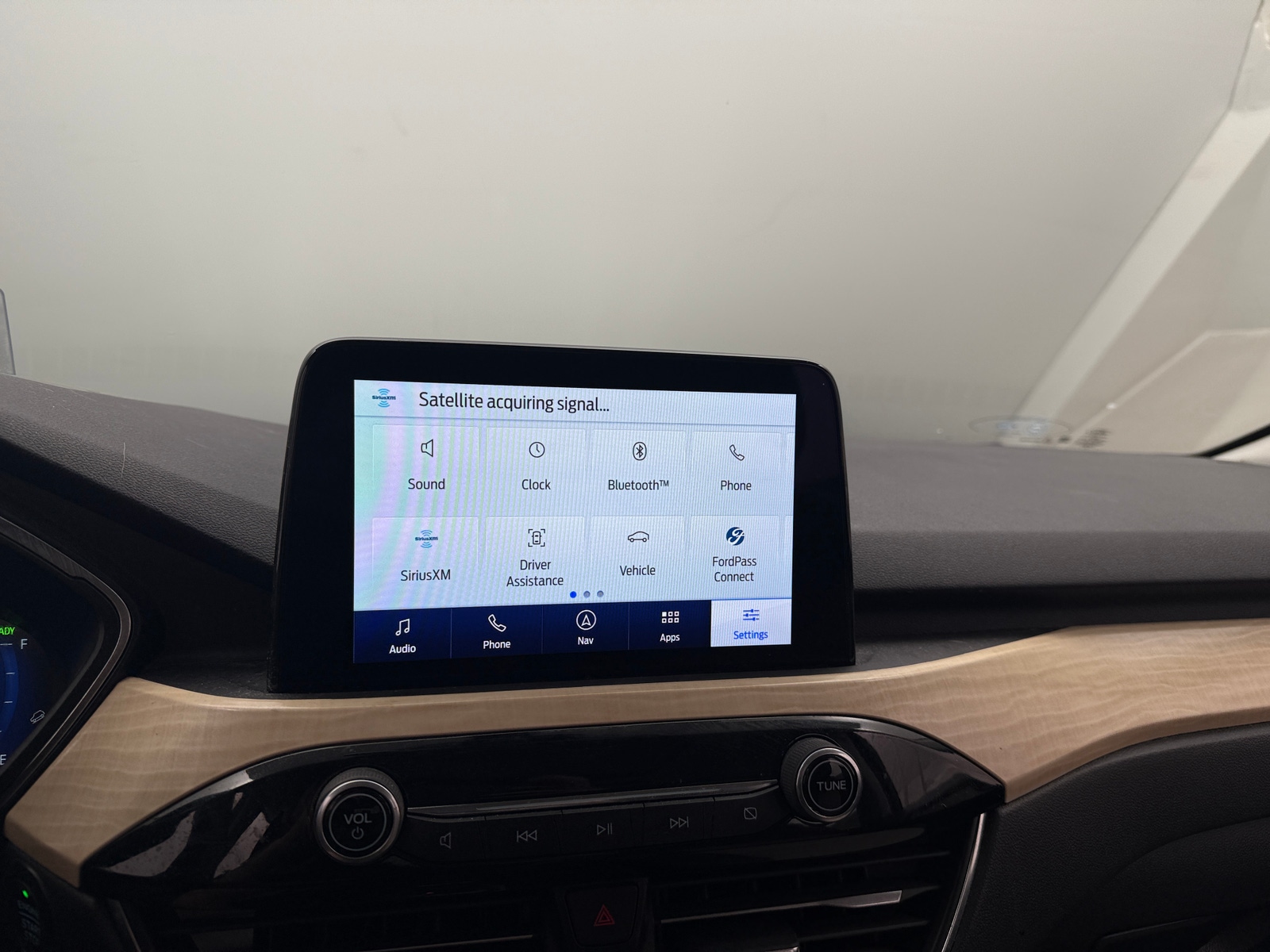 Thumbnail: 2021 Ford Escape - 3