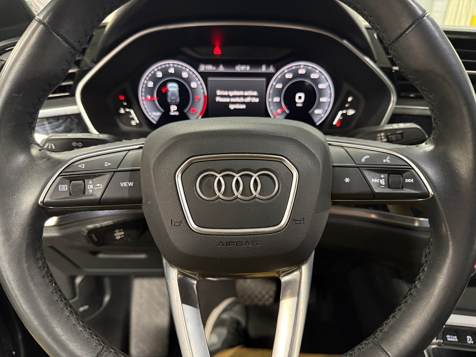 Thumbnail: 2020 Audi Q3 - 4