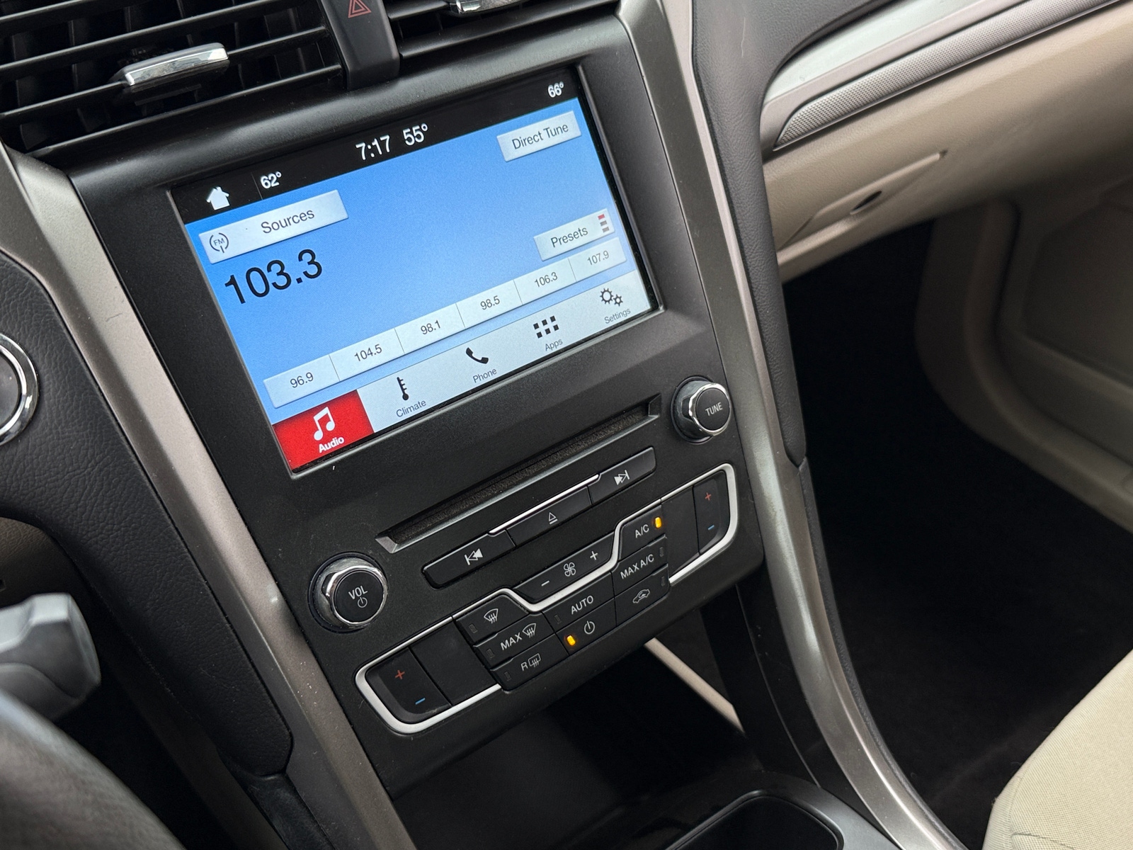 Thumbnail: 2018 Ford Fusion - 4