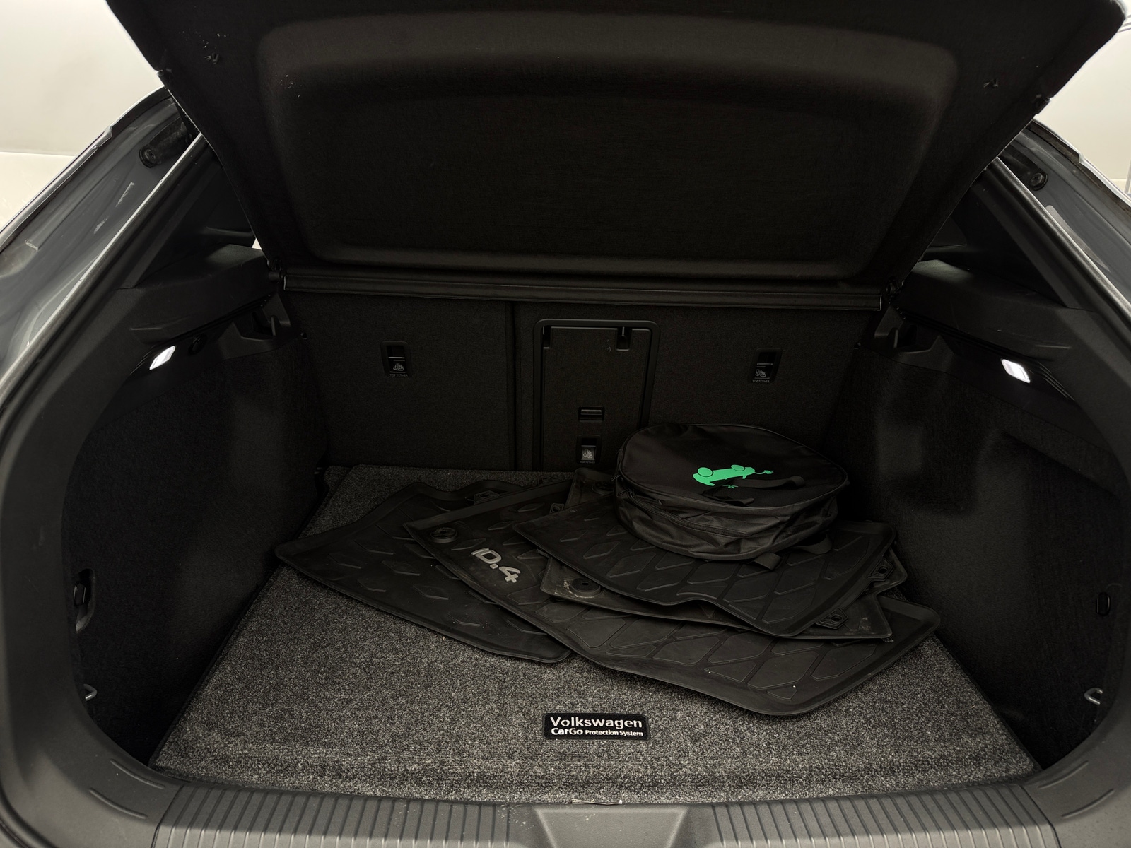 Thumbnail: 2024 Volkswagen ID.4 - 6