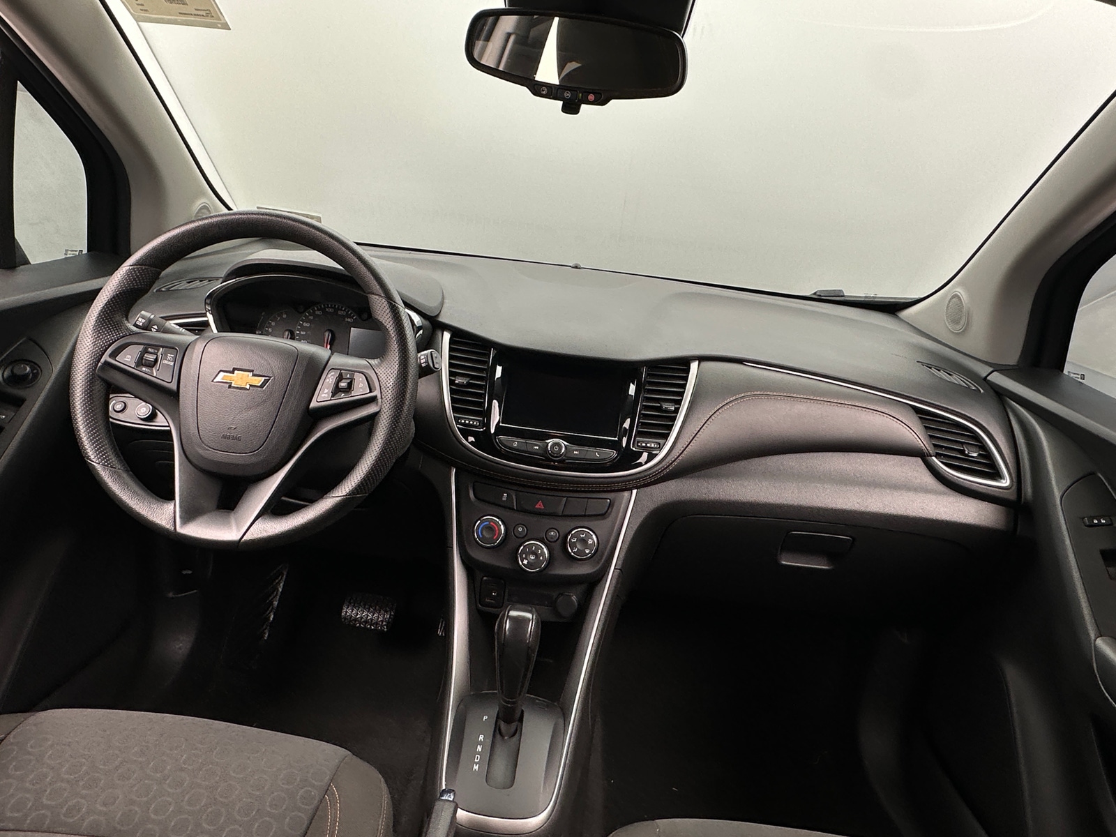 Thumbnail: 2020 Chevrolet Trax - 3