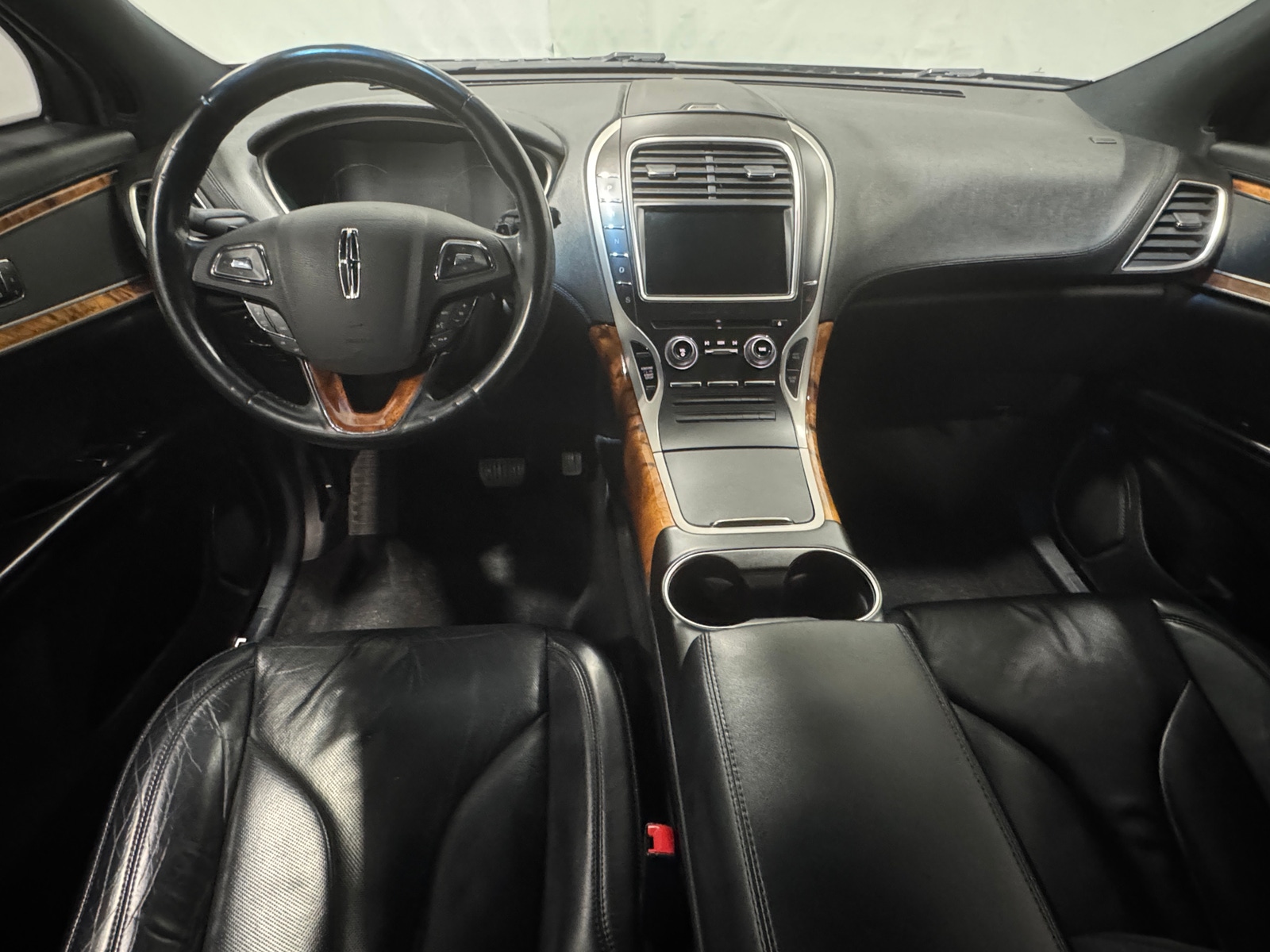 Thumbnail: 2016 Lincoln MKX - 2