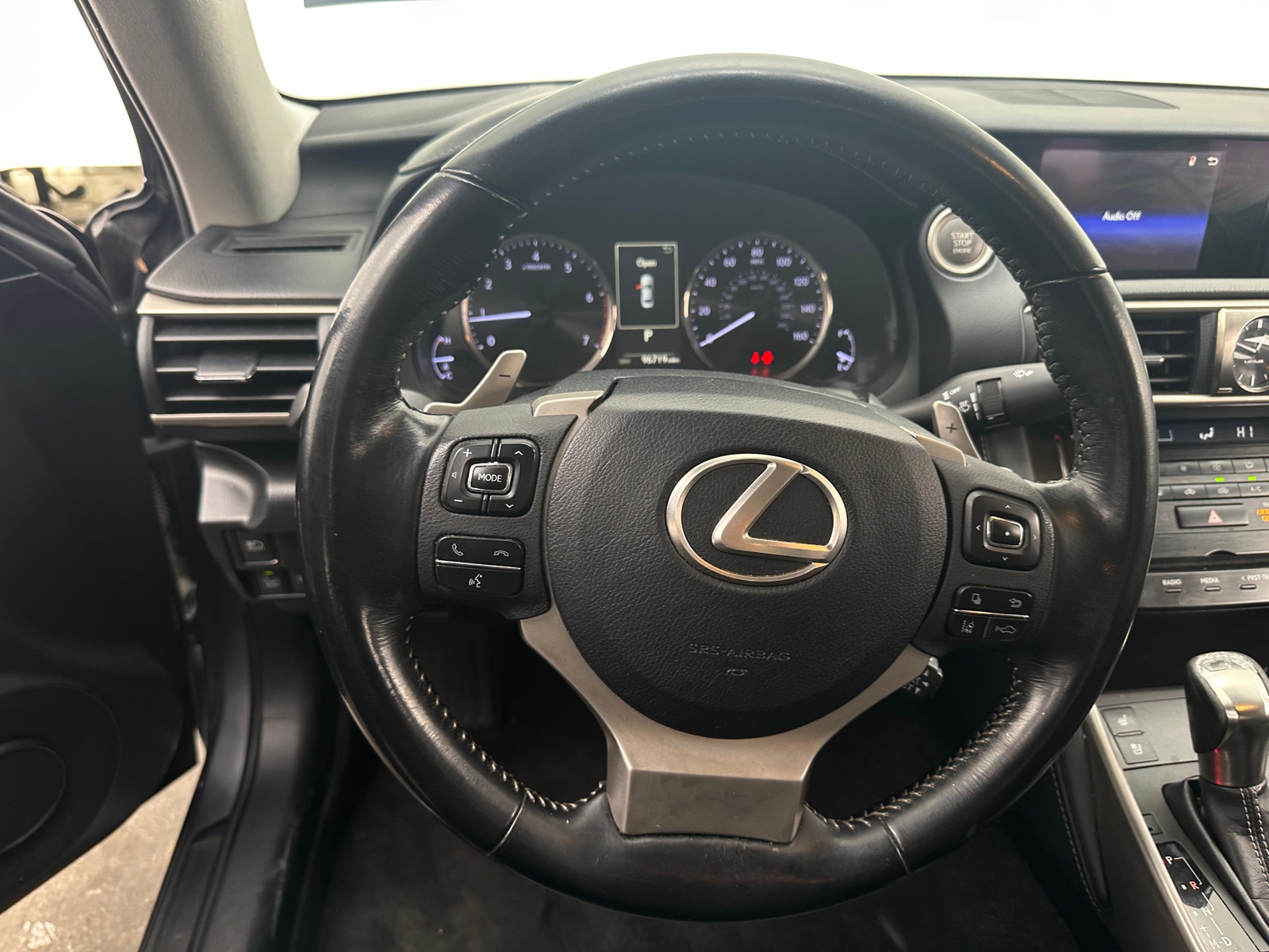 Thumbnail: 2017 Lexus IS - 4