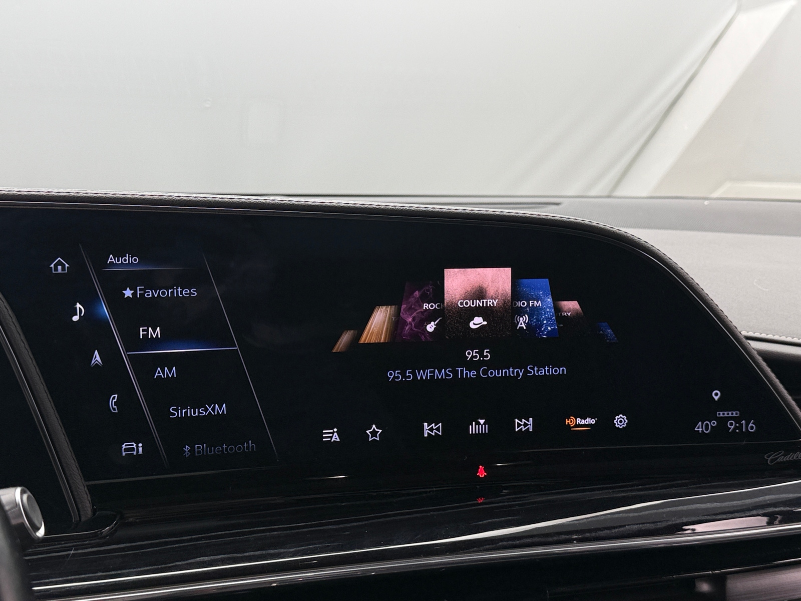 Thumbnail: 2023 Cadillac Escalade - 3