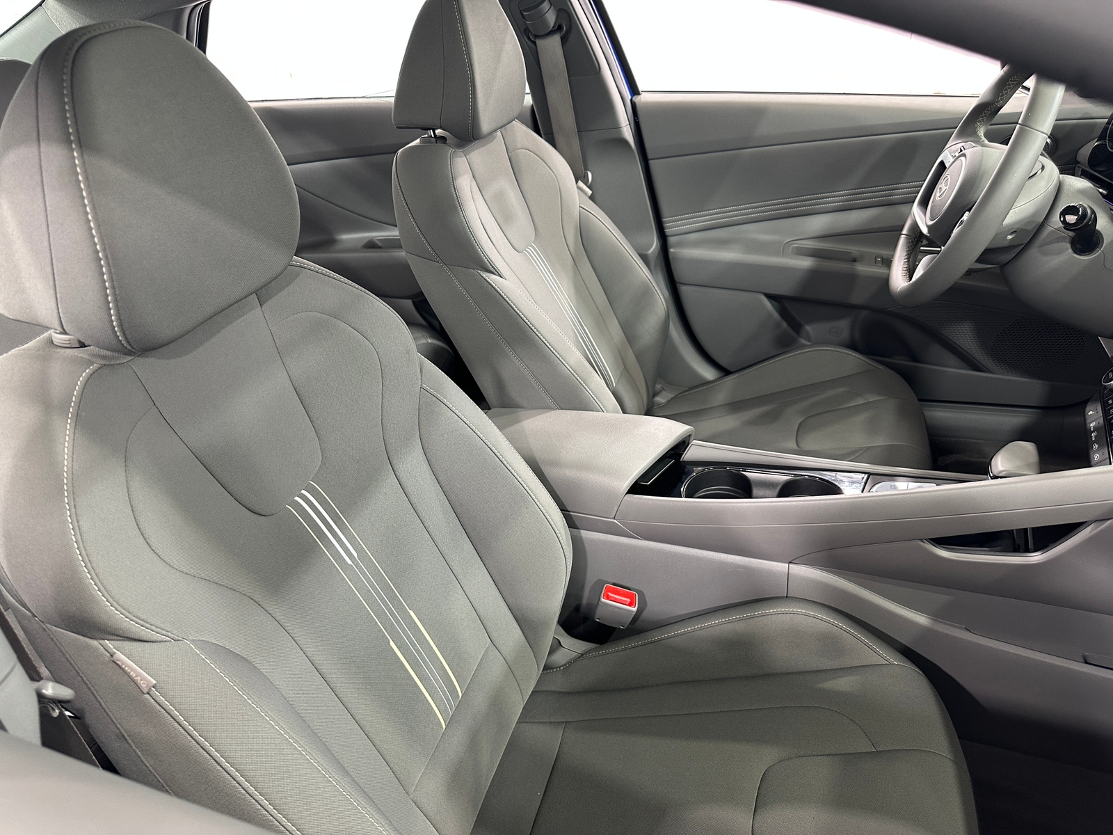 Thumbnail: 2025 Hyundai Elantra - 2