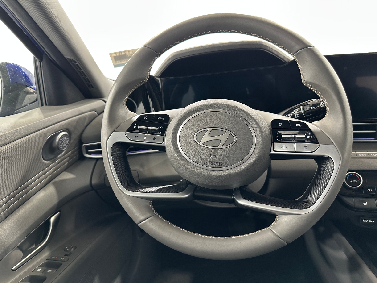 Thumbnail: 2025 Hyundai Elantra - 5