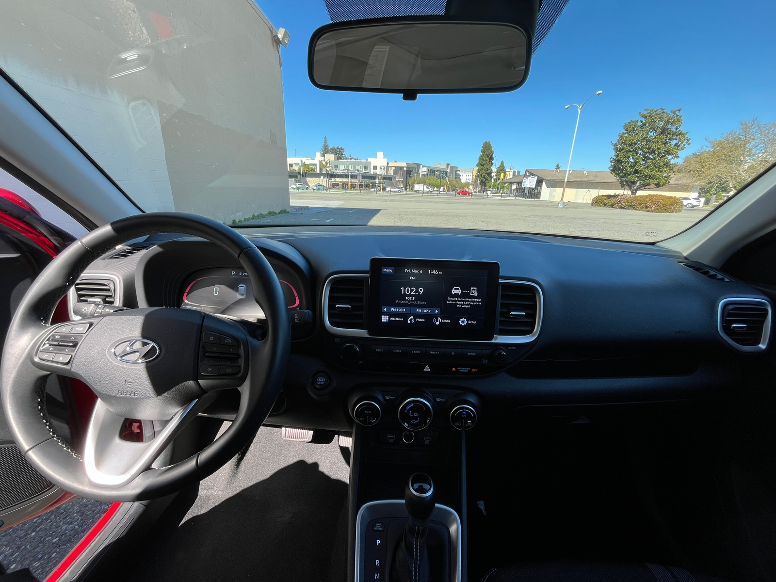 Thumbnail: 2025 Hyundai Venue - 3