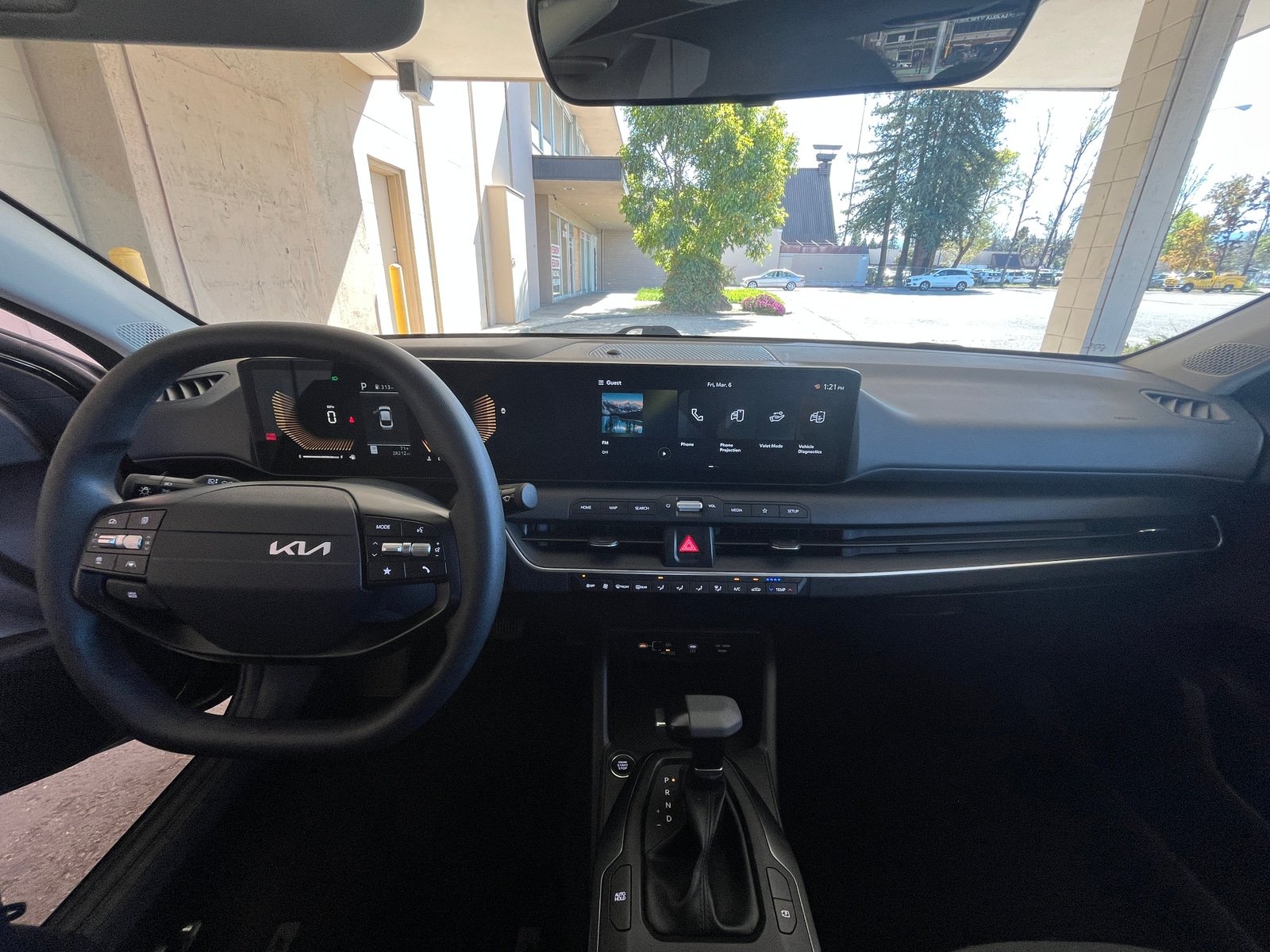 Thumbnail: 2025 Kia K4 - 3